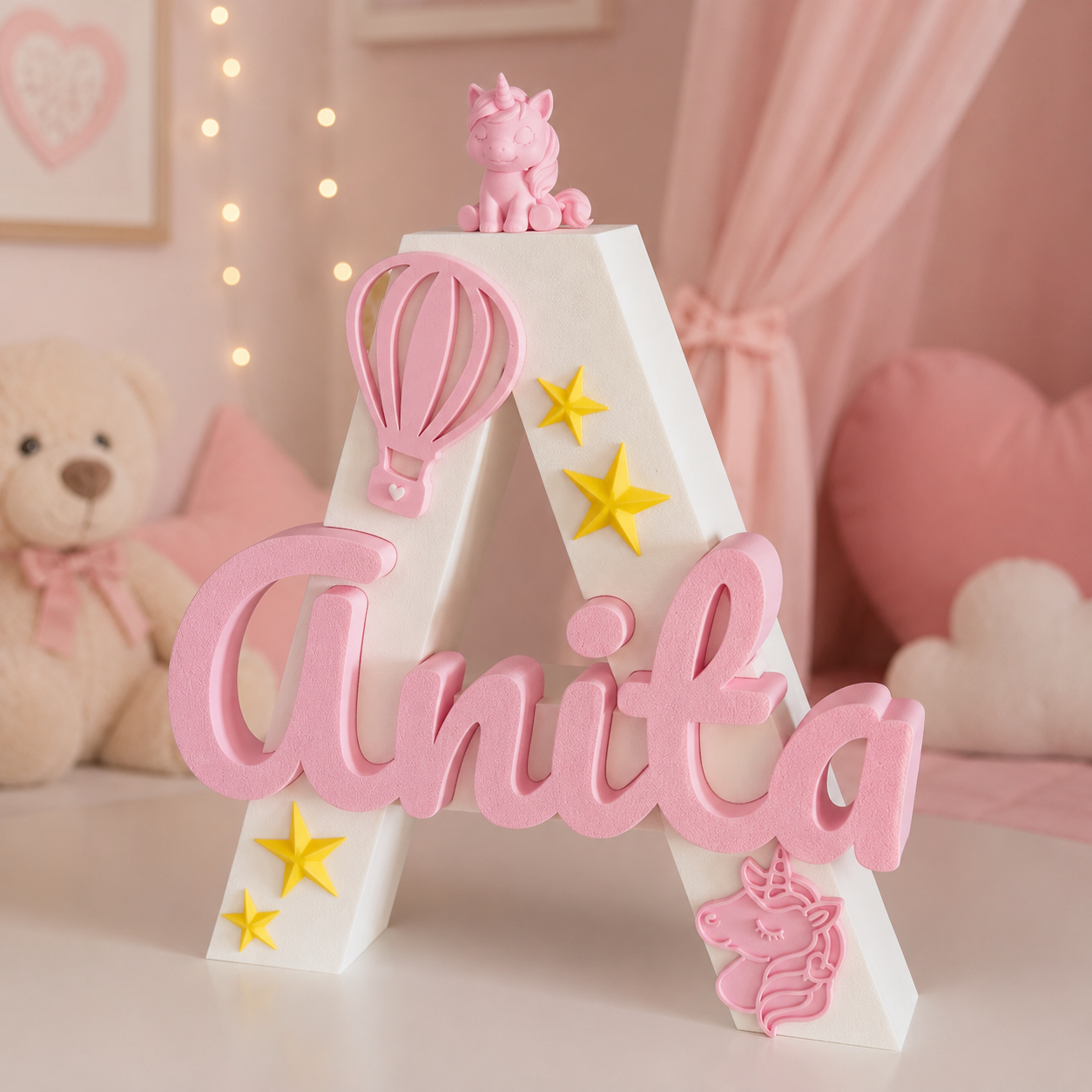 Nome de Menina Decorativo Personalizável com Unicórnios